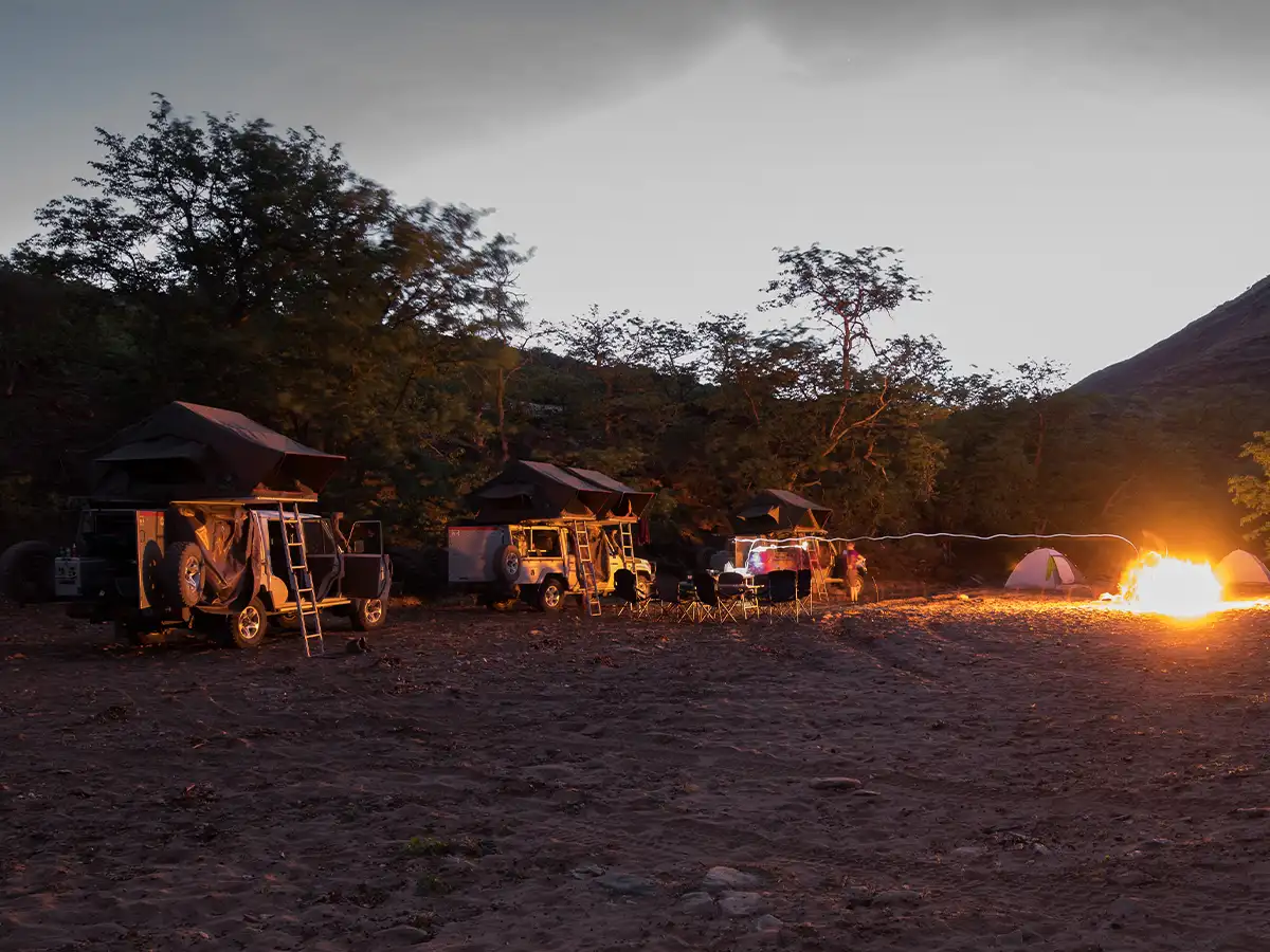Geführte Safari-Tour durch das Kaokoland Geführte Safari-Tour durch das Kaokoland